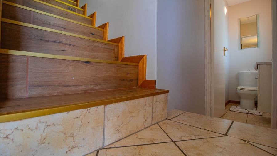3 Bedroom Property for Sale in Plumstead Western Cape